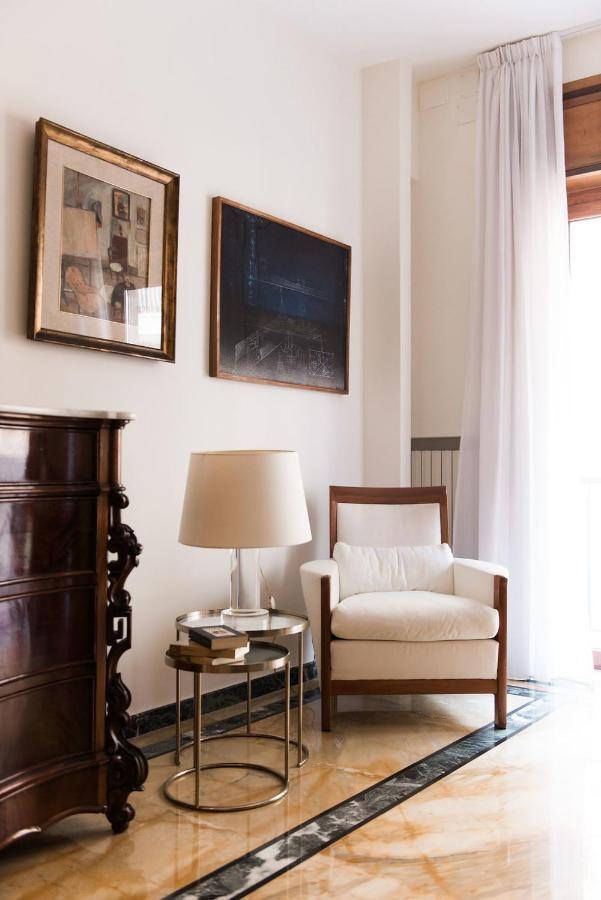 Starhost - Golden Apartments Salerno Exterior photo