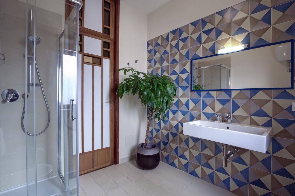 Starhost - Golden Apartments Salerno Exterior photo